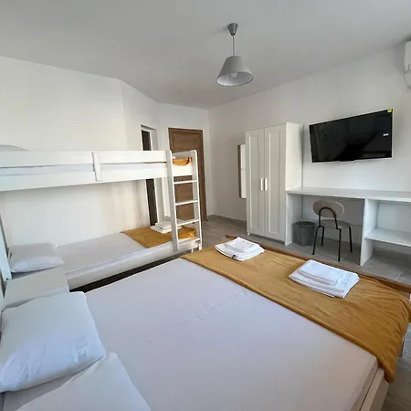 Hotel семеен Brizo Ahtopol