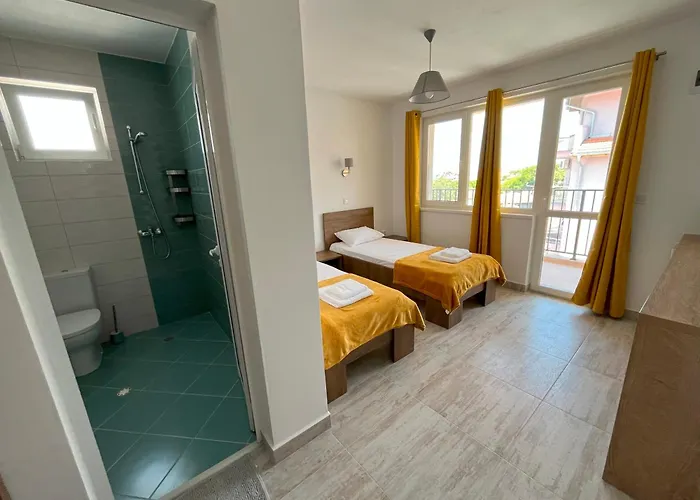 семеен Brizo Ахтополь