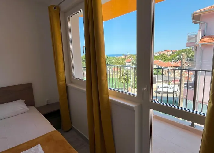 семеен Brizo Ахтополь