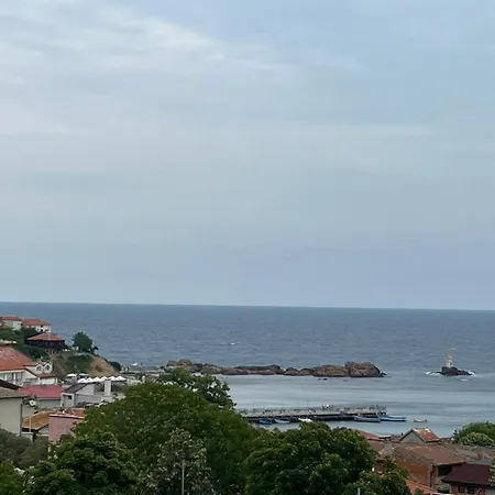 семеен Brizo Hotel Ahtopol