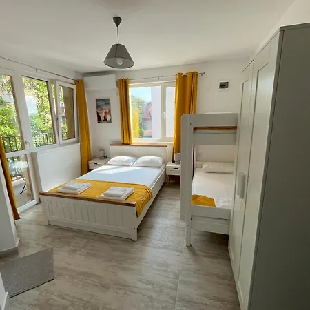 Hotel семеен Brizo Ahtopol